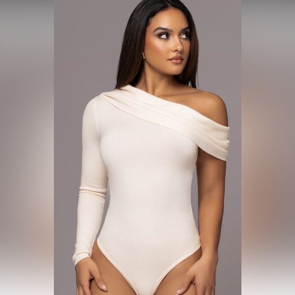 JLUXLABEL NWT- SMALL- IVORY ZOIE KNIT ONE SHOULDER BODYSUIT - Picture 4 of 4